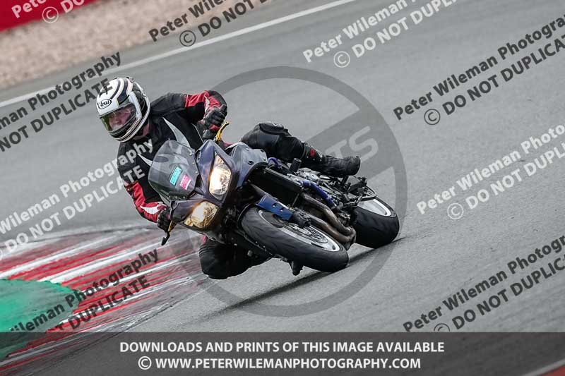 donington no limits trackday;donington park photographs;donington trackday photographs;no limits trackdays;peter wileman photography;trackday digital images;trackday photos